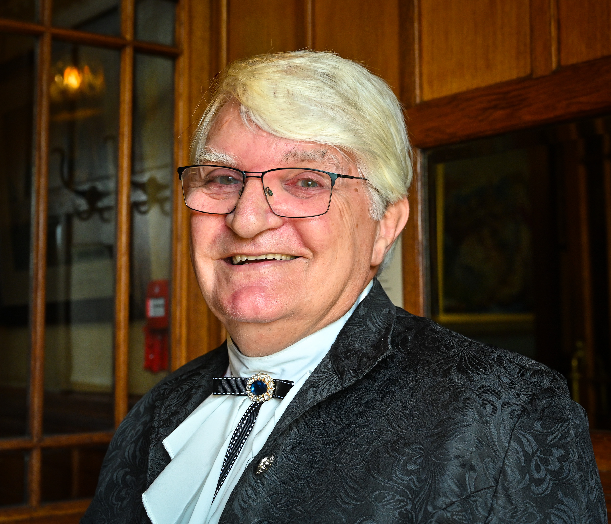 Image of a man in victorian costume